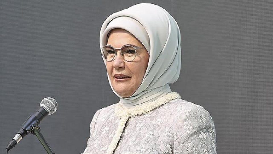 Emine Erdoğan’dan dünya şampiyonu milli boksörler Çakıroğlu ve Akbaş’a tebrik