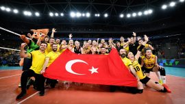 VakıfBank'ın 5 kupa başarısı "birliktelikten" geliyor