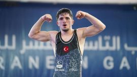 Bir altın da Muhammet Karavuş'tan