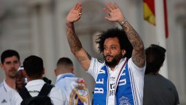 Marcelo Real Madrid'e veda etti