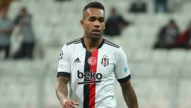 Beşiktaş'ta Teixeira ile yollar ayrıldı