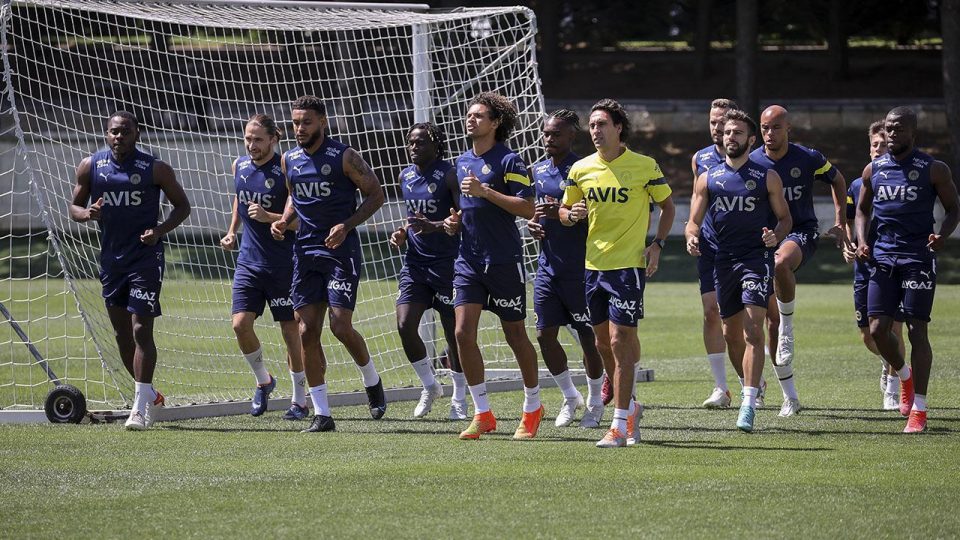 Fenerbahçe, Dinamo Kiev karşısında avantaj arayacak