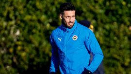 Estudiantes, Jose Sosa'yı transfer etti