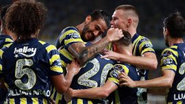 Fenerbahçe 3 puanı 2 golle aldı