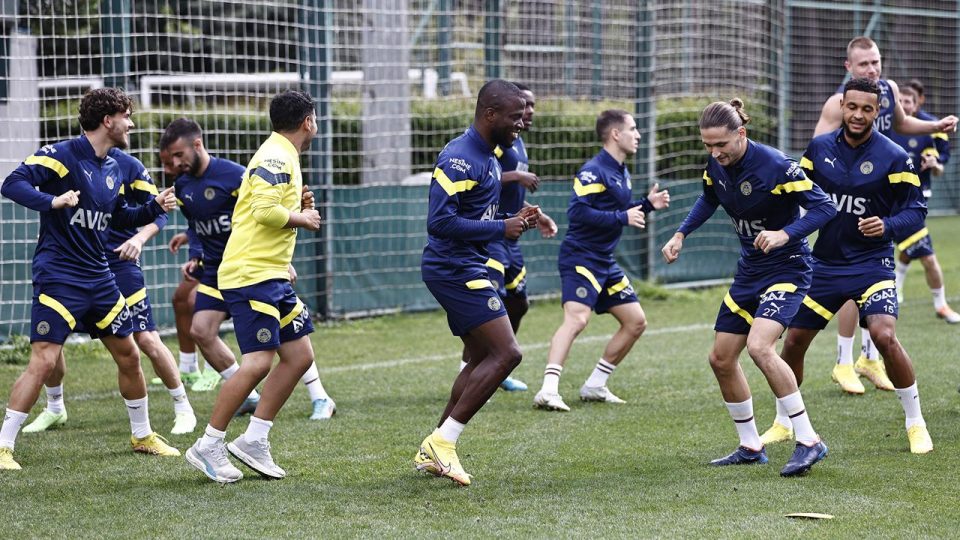 Fenerbahçe Rennes maçına hazır