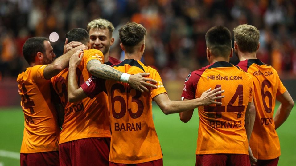 Galatasaray hazırlık maçında İstanbulspor’u yendi