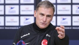 Stefan Kuntz'dan birlik mesaj