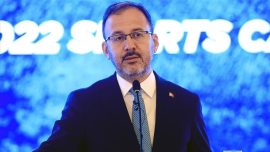 Bakan Kasapoğlu'ndan milli judoculara tebrik