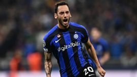 Barcelona'yı Hakan Çalhanoğlu yıktı
