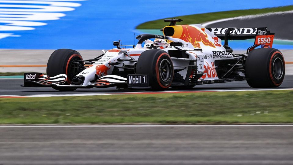 F1 Japonya’da pole pozisyonu Verstappen’in
