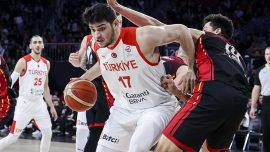 Anadolu Efes Furkan Haltalı'yı kiraladı