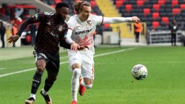 Gaziantep FK Beşiktaş'ı ağırlıyor