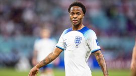 Raheem Sterling ailesi güvende olana kadar Katar'a geri dönmeyecek