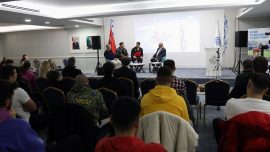 Rıza Kayaalp ve Taha Akgül öğrencilerle buluştu