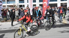 Şırnak'ta "bisiklet festivali" düzenlendi