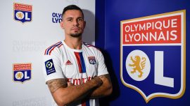 Dejan Lovren Olimpik Lyon'a döndü