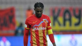 Kayserispor'da Mensah 4 hafta sahalardan uzak kalacak