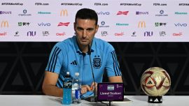 Scaloni 2026'ya kadar Arjantin'de
