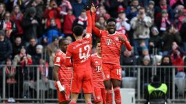 Bayern Münih liderliğini sürdürdü