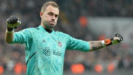 Beşiktaş'ta Mert Günok tecrübesini gösterdi