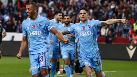 Trabzonspor'un stoper oyuncuları santrforların izinde
