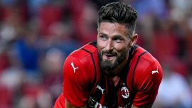 Olivier Giroud Milan'da kaldı