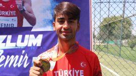 Milli atlet Hayrettin Yıldız'dan gümüş madalya kazandı