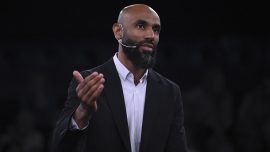 Eski Malili futbolcu Frederic Kanoute ırkçılıkla mücadelenin önemine dikkati çekti: