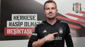 Beşiktaş Mert Günok'un sözleşmesini yeniledi