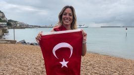 Deniz Kayadelen Manş Denizi'ni geçerek adını tarihe yazdırdı