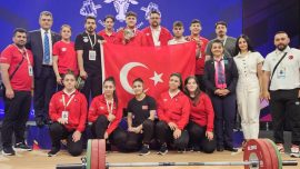 Milli halterci Atakan Kırıcıoğlu Yıldızlar Avrupa Şampiyonası'nda 1 altın 2 gümüş madalya kazandı