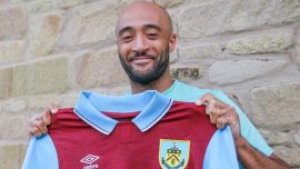 Redmond Premier Lig'de kaldı
