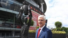 Arsene Wenger'e büyük onur