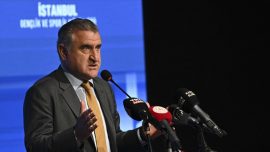 Bakan Osman Aşkın Bak İstanbul Gençlik Oyunları Lansmanı'na katıldı