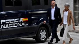 İspanya'da eski federasyon başkanı Luis Rubiales cinsel taciz suçlamasından ifade verdi