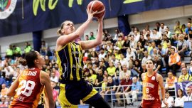 Kadınlar basketbolunda derbi Fenerbahçe'nin