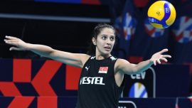 Milli voleybolcu Derya Cebecioğlu Japonya'ya transfer oldu