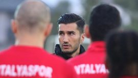 Antalyaspor Futbol Sorumlusu Nuri Şahin'den "Buradayım" mesajı
