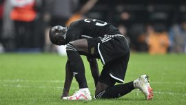 Beşiktaşlı Eric Bailly'nin tedavisi sürüyor