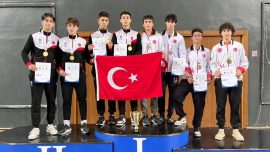 Milli eskrimciler Gürcistan'da 2 madalya kazandı