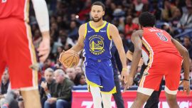 Warriors, Stephen Curry'nin 42 sayısıyla kazandı