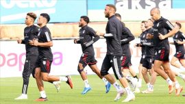 Beşiktaş'ta Antalyaspor maçının kamp kadrosu açıklandı