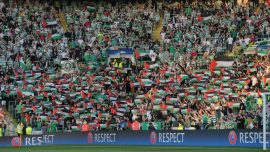Filistin'e destek veren Celtic taraftarına engel