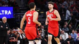 Alperen Şengün'ün takımı Rockets, Cedi Osman'ın Spurs'ünü yendi