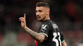 Stefano Pioli: Krunic'in takım arıyor olması kendisi adına daha iyi