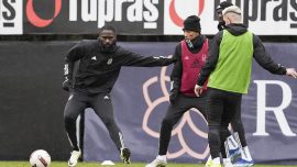 Beşiktaş'ta Arthur Masuaku takıma katıldı