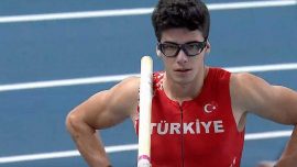 Milli atlet Ersu Şaşma Fransa'da ikinci oldu